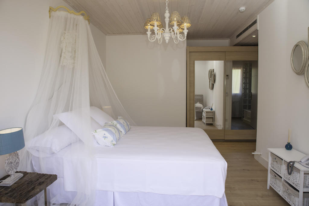 Es Cel De Begur Hotel Номер фото
